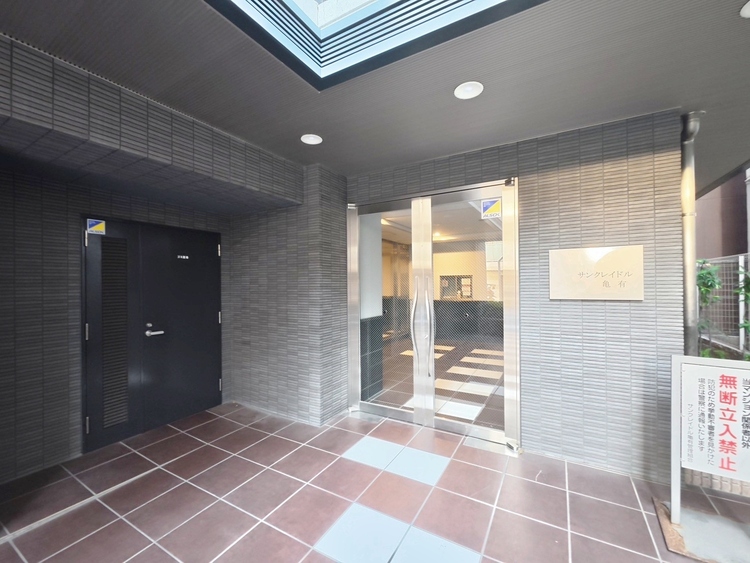 エントランス 外と内をつなぐエントランスは、まさに顔となる場所。