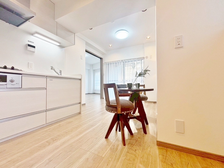 居間 過ごす時間が、たくさんの思い出として紡がれていく場所。