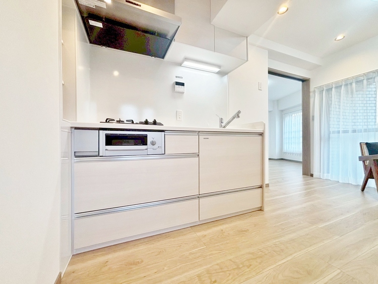 キッチン 洗練されたスタイリッシュなデザイン性と使いやすさを備えた仕様。