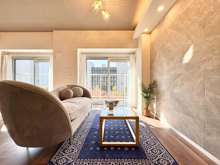 居間 豊かな居住性と、安心感を満たすクオリティが見事に調和した住空間。