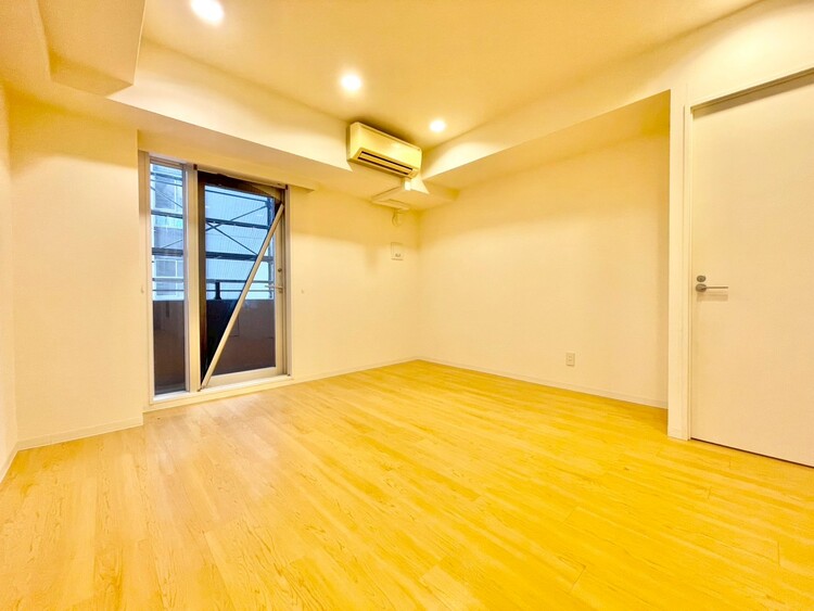 居間 豊かな居住性と、安心感を満たすクオリティが見事に調和した住空間。