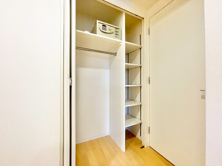 収納 居室にはクローゼットがあり、荷物もスッキリ収納して快適にお過ごしいただけます。