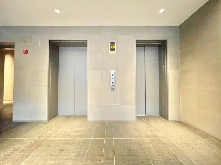 設備 エレベーターの管理も、きちんと行き届いてます。