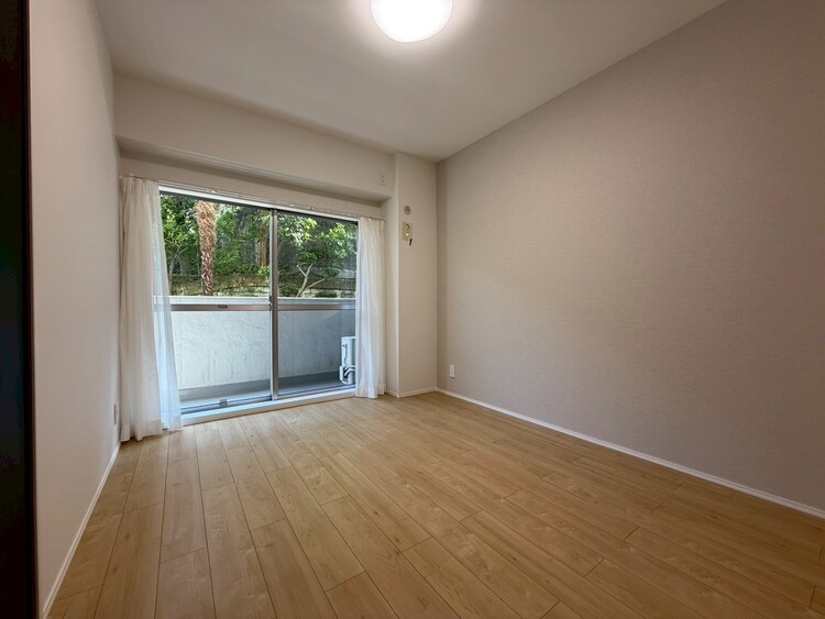 その他 清かで艶やかな時間をもたらしてくれる室内です。