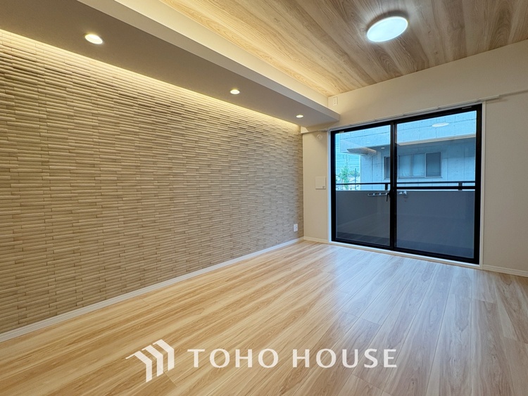 内装 【LIVING】◆陽光◆が差し込む。この開放的なLDKに家族の笑顔が集う。家族が一緒に過ごす空間は明るく、そして居心地よく。