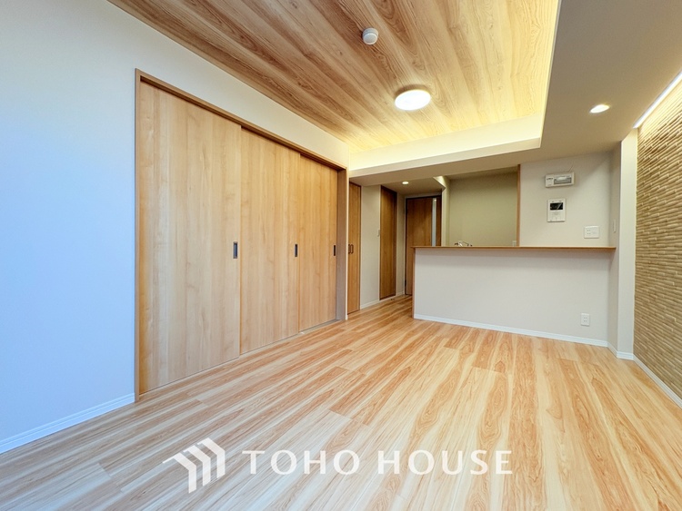 内装 【LIVING】◆Sunshine◆光が燦々と入り、いるだけで気持ちいい。「開放的でゆとりあるお部屋です。」