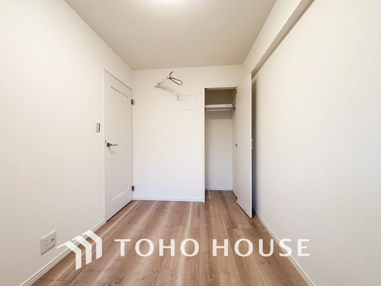 内装 シンプルですっきりとした室内は飽きのこない居心地の良い雰囲気