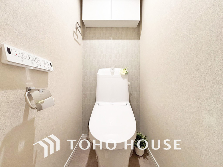 トイレ トイレには快適な温水洗浄便座付