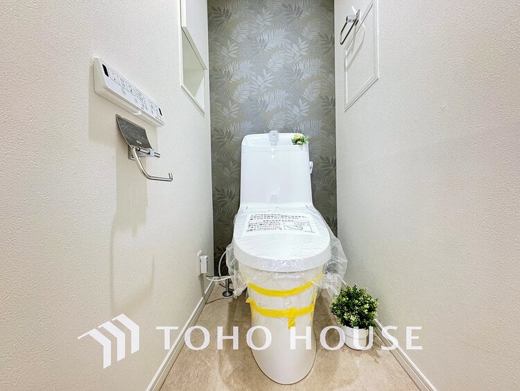 トイレ トイレには快適な温水洗浄便座付