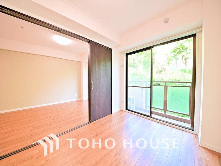 内装 家具の配置のし易い室内です。趣味の部屋としても充分な広さです