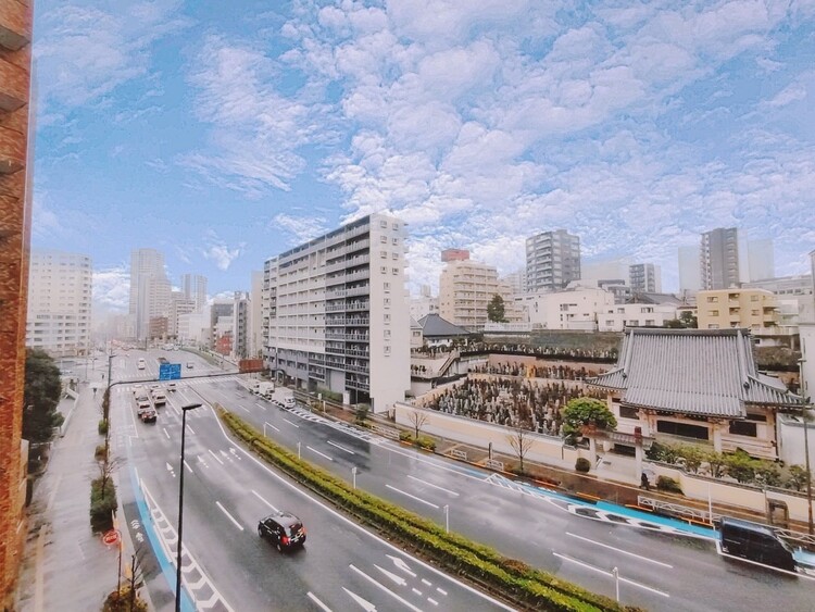 その他 眺望や窓からの景色が良いと、家で過ごす時間も快適です。