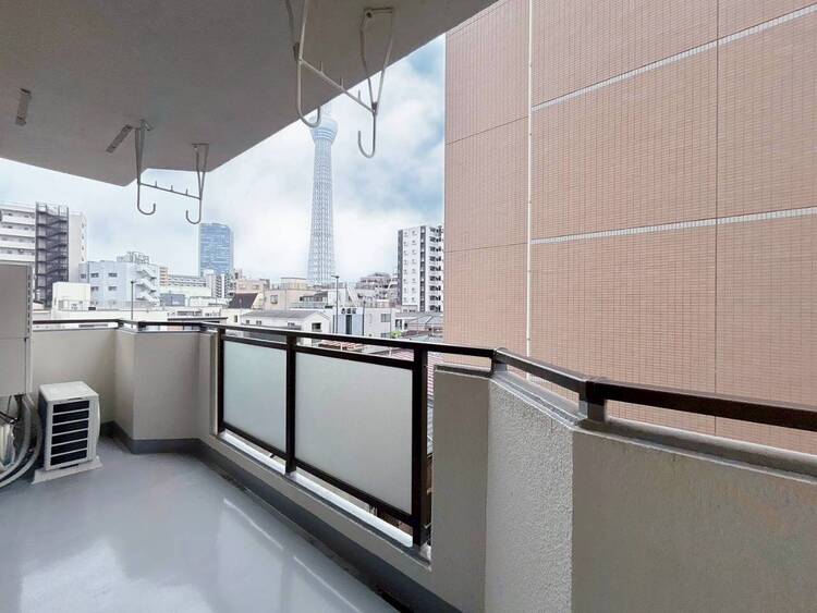 その他 朝の澄んだ空気や、夕方に吹く清々しい風を感じられるバルコニー。