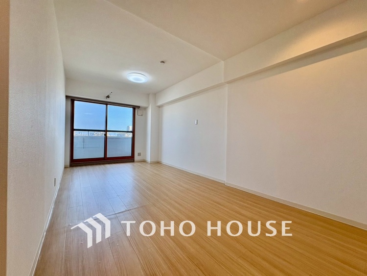 内装 【LIVING】◆陽光◆が差し込む。この開放的なLDKに家族の笑顔が集う。家族が一緒に過ごす空間は明るく、そして居心地よく。