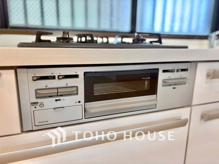 キッチン 【KITCHEN】◆ワクワク◆開放的で機能性も高いシステムキッチン。お子様は毎日のご飯にワクワク！