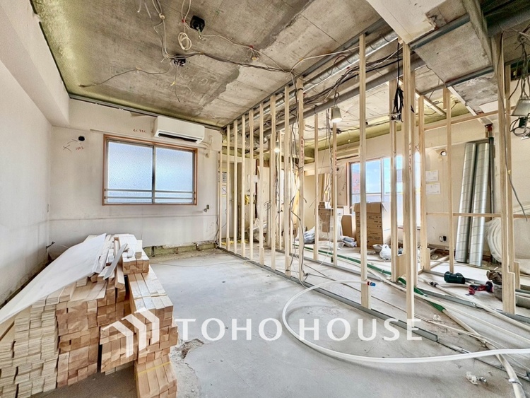 内装 現在改装中◆快適◆な暮らしに不可欠な収納スペース。快適さとともに思い出も詰まっていく。