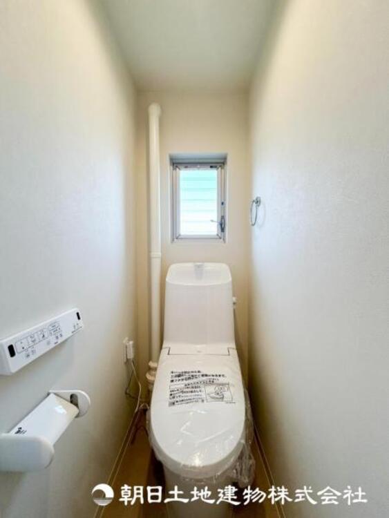 トイレ 【トイレ】大切な1人時間。寛ぎだけではない、快適な生活を送る為に必要なもの。毎日使う場所だから、より快適な空間に。