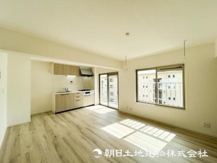 その他 【洋室】一人時間を快適にすごせるように、落ち着いて過ごせる癒しと寛ぎの空間が欲しい。そんな願いを叶えました。