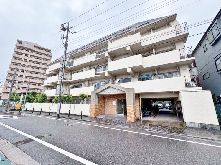 外観 資料には掲載していない情報が、現地にはたくさんあります。是非一度、現地をご確認ください。