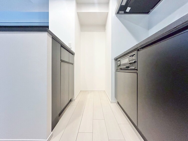 キッチン 洗練されたスタイリッシュなデザイン性と使いやすさを備えた仕様。