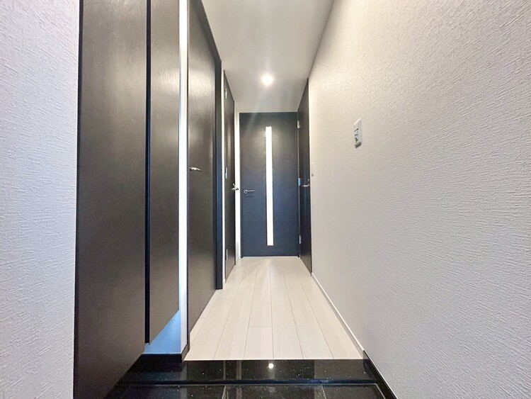 玄関 シューズボックスを完備した玄関です。