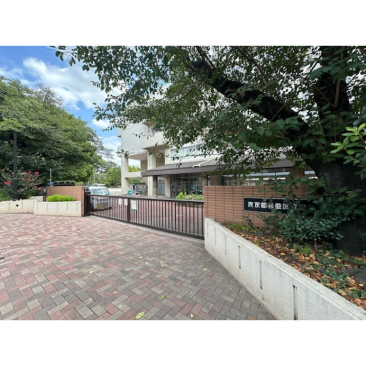 周辺 宮前中学校(約280m)