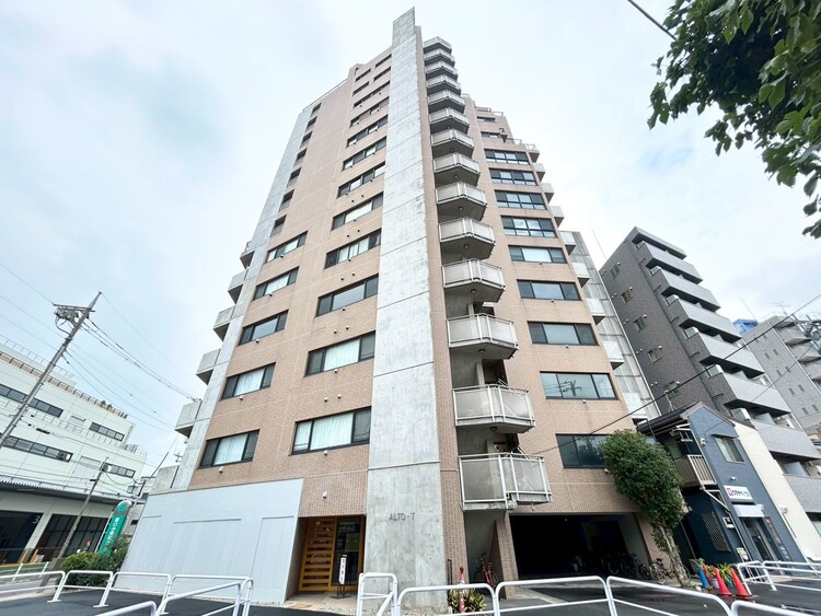 その他 飽きのこないシンプルモダンな外観です。