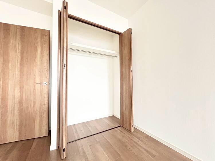 その他 収納スペースが付いていて、お部屋を広く使っていただけます。