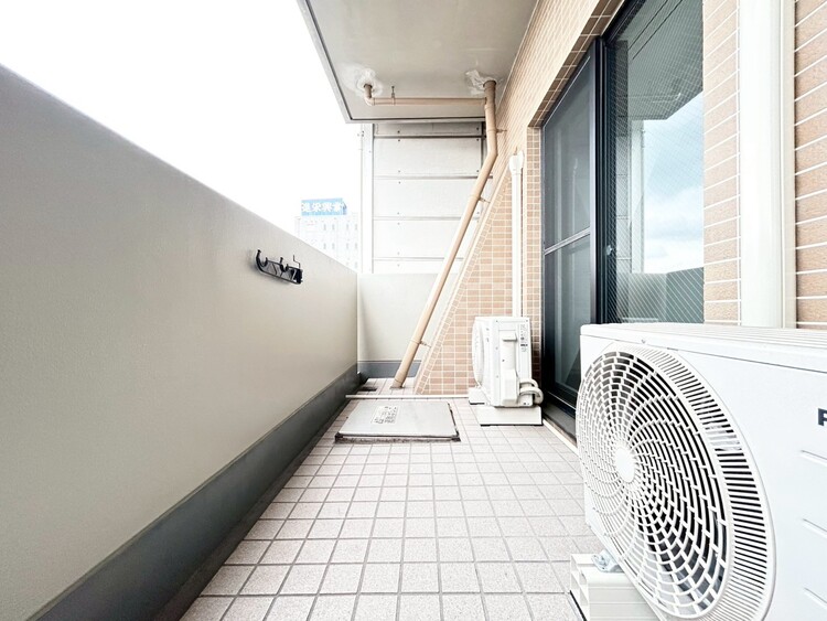 その他 朝の澄んだ空気や、夕方に吹く清々しい風を感じられるバルコニー。