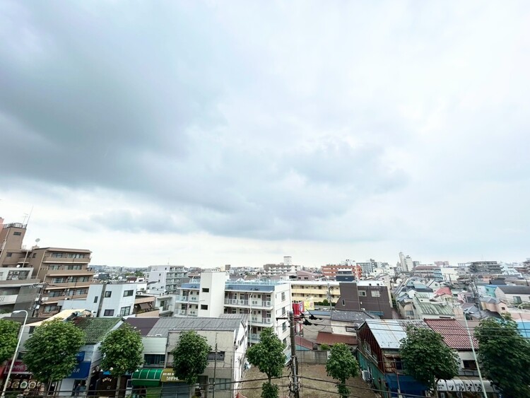 その他 眺望や窓からの景色が良いと、家で過ごす時間も快適です。