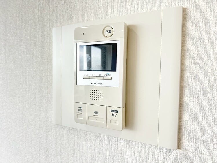 その他 誰が来てもわかる様にモニター付きインターホンを設置。