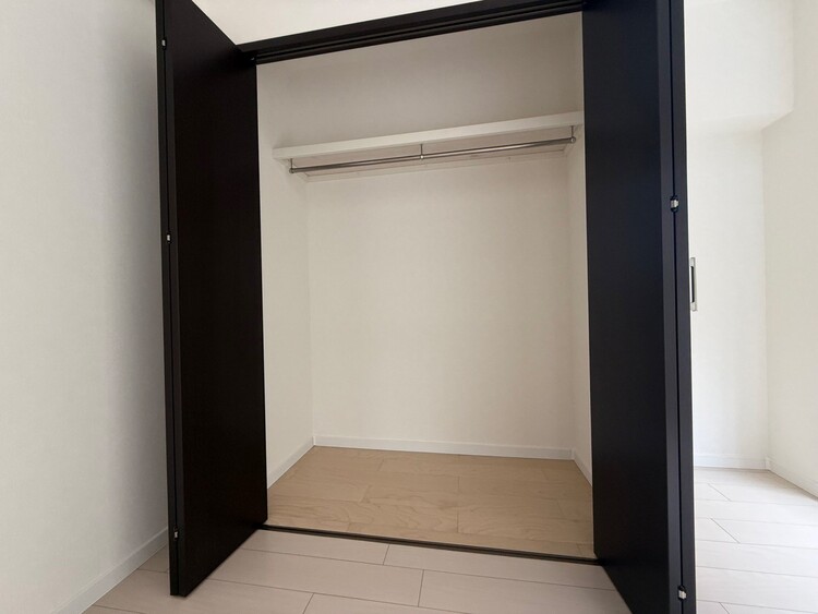 その他 収納スペースが付いていて、お部屋を広く使っていただけます。