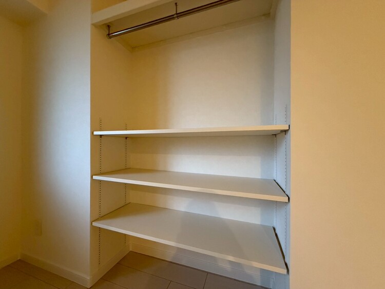 その他 家電やスーツケース、ストック品など何でも片付く嬉しい空間です。