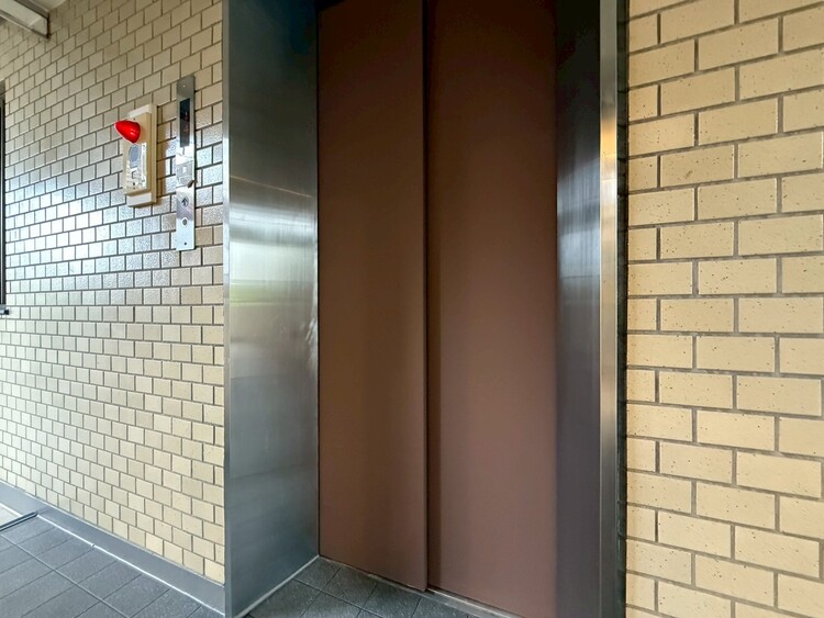 その他 エレベーター完備のため荷物が多くなっても安心。