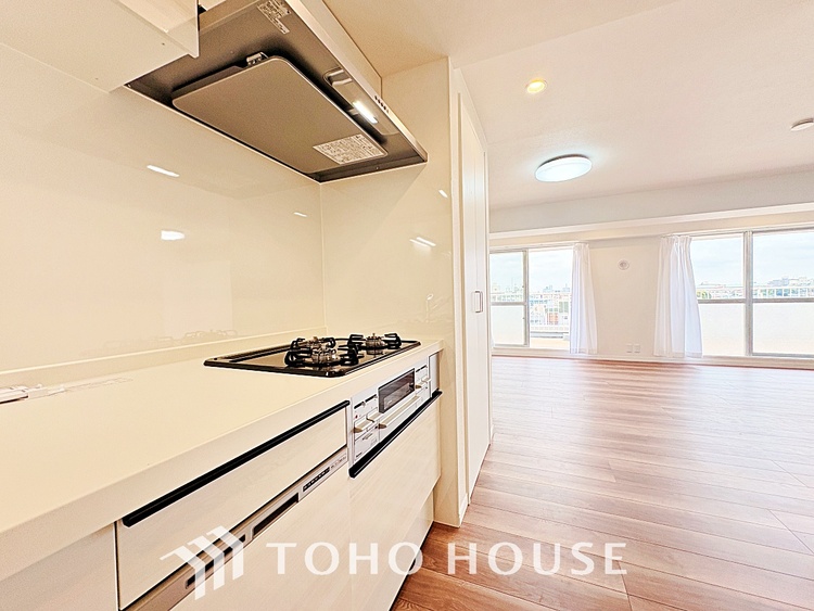 内装 お子様の面倒を見れる時間が増え時短になります。加えて手荒れも防げてしかも節水が高い為、大変人気があり重宝します。