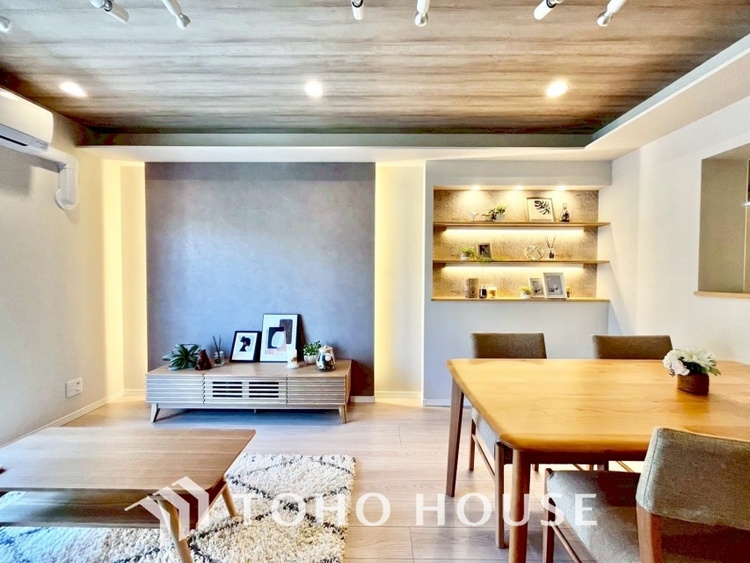 内装 家族みんなの笑顔が、笑い声が絶えない幸せいっぱいのこの場所で新たな生活が始まる