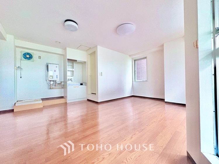 内装 寝室は一日の疲れを癒す大切な空間。快適で落ち着けるおすすめの間取りです。