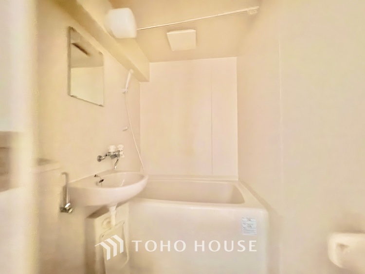 風呂 浴室は一日の疲れを癒す特別な空間。清潔感と快適性で心身ともにリフレッシュできます。