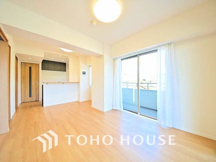 内装 ゆったりとくつろげる上質なリビングダイニングは、あなたの暮らしに価値のある時間を演出してくれます