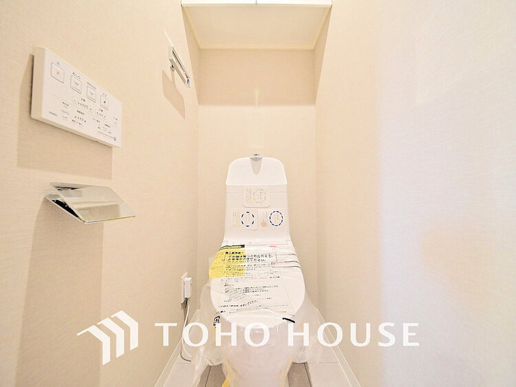 トイレ トイレには快適な温水洗浄便座付