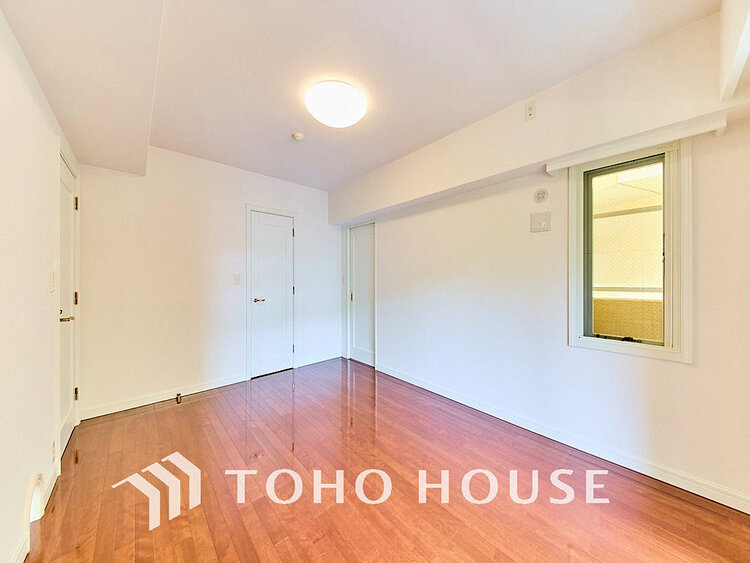 内装 1日の疲れを癒し、心地よく寛げるようゆったりとした広さをしています