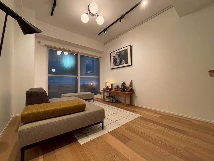 居間 過ごす時間が、たくさんの思い出として紡がれていく場所。