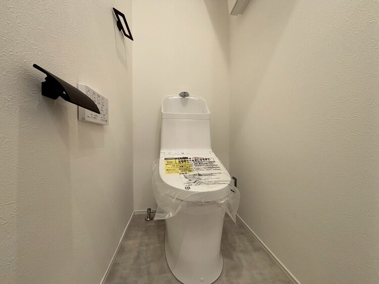 トイレ 暮らしの中のさりげないひとときの快適さにも、こだわりを、持って設備を配しております。