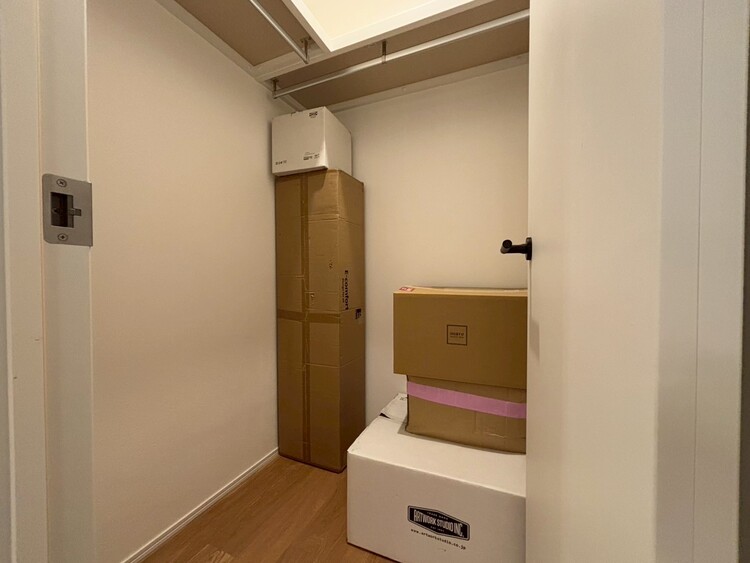 玄関 シューズボックスを完備した玄関です。