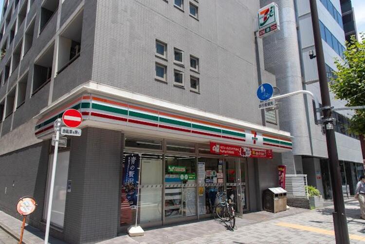 周辺 セブンイレブン日本橋人形町3丁目店