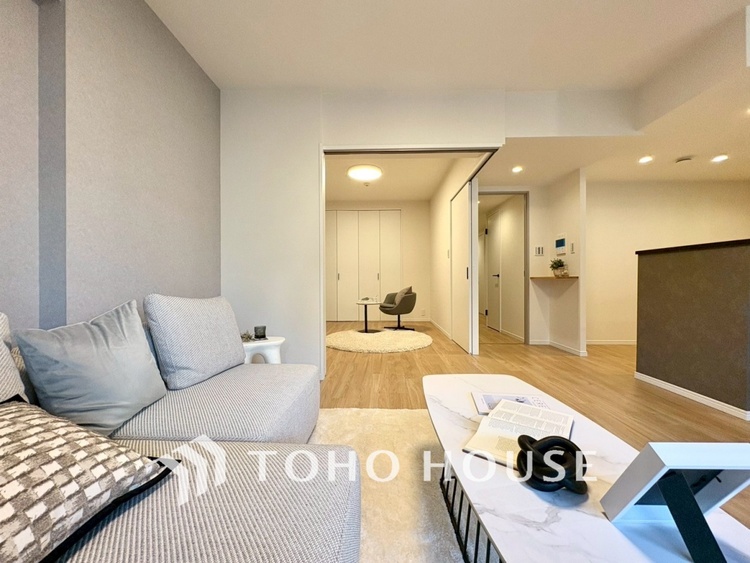 内装 【LIVING】◆Sunshine◆光が燦々と入り、いるだけで気持ちいい。「開放的でゆとりあるお部屋です。」