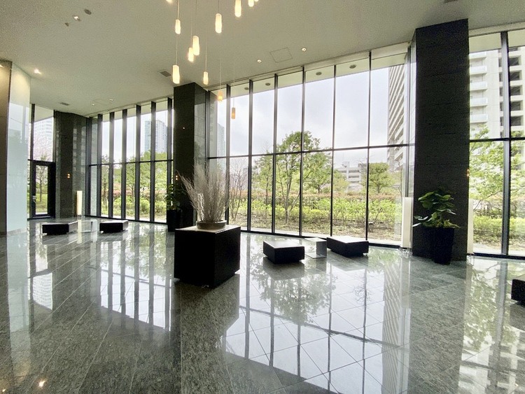 その他 館内は静寂な中が保たれており、管理が行き届いている印象を受けました。