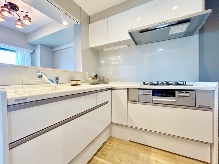 その他 使いやすくスタイリッシュなキッチン空間になっております。