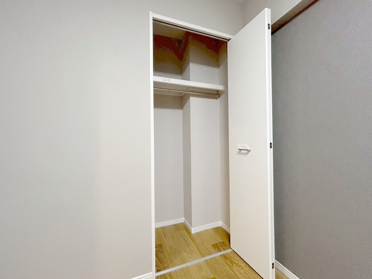 その他 家電やスーツケース、ストック品など何でも片付く嬉しい空間です。