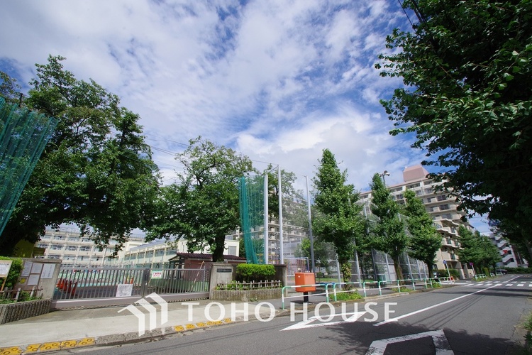 周辺 世田谷区立千歳台小学校　距離450ｍ