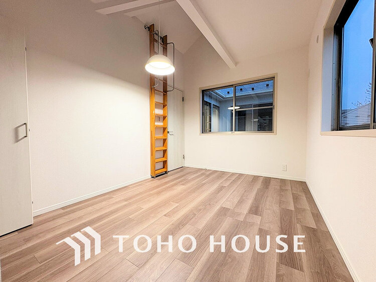 内装 1日の疲れを癒し、心地よく寛げるようゆったりとした広さをしています